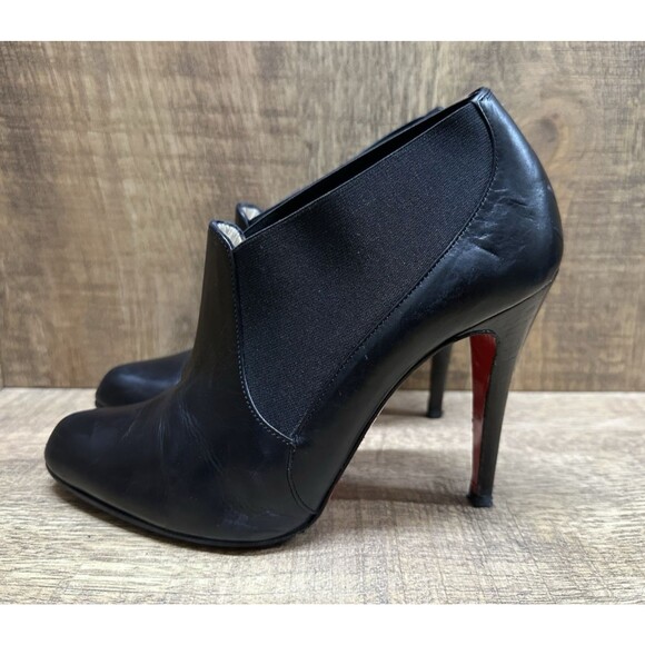 wChristian Louboutin Women  8.5  38.5 black leather booties with sole protection - Picture 5 of 16
